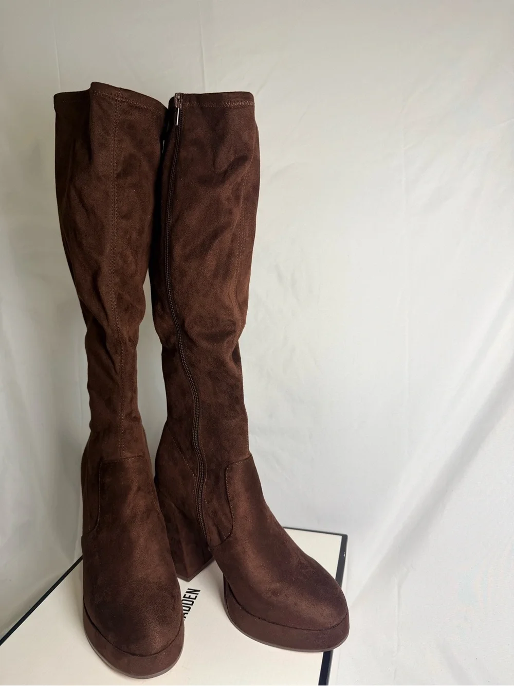 new Steve Madden Twain plataform Knee  High Boots size 9